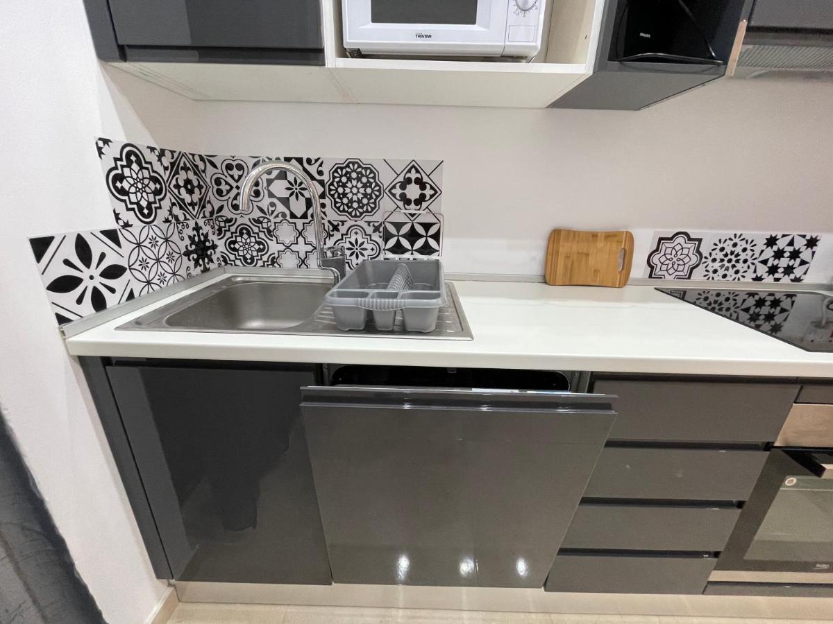 Brand New Appartement Of Two Bedrooms In Sliema Kültér fotó
