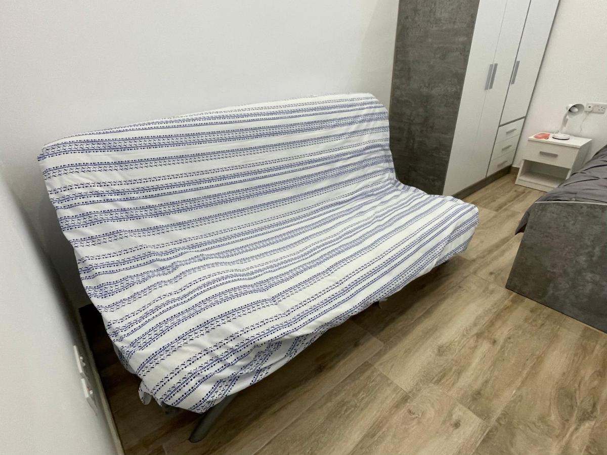 Brand New Appartement Of Two Bedrooms In Sliema Kültér fotó