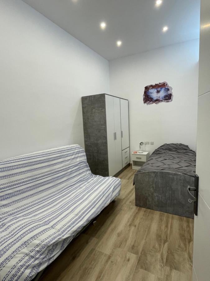 Brand New Appartement Of Two Bedrooms In Sliema Kültér fotó