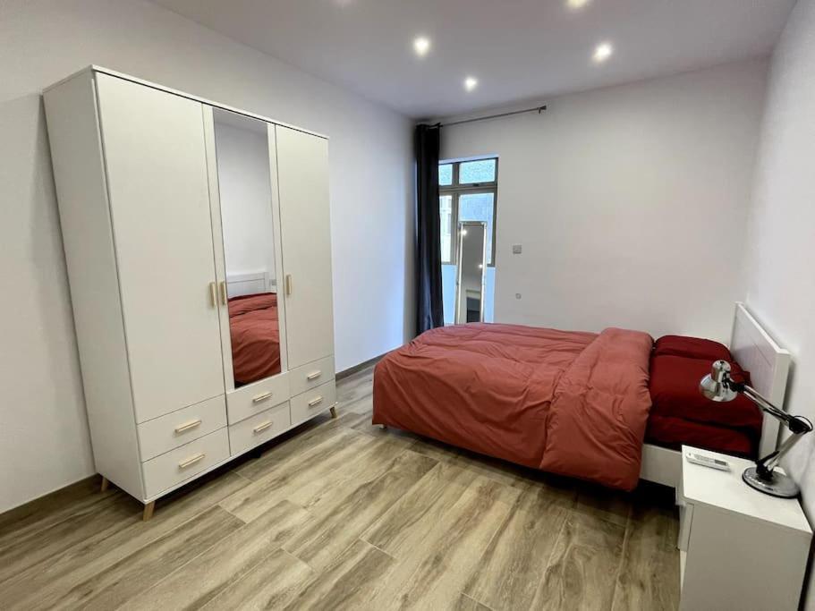 Brand New Appartement Of Two Bedrooms In Sliema Kültér fotó